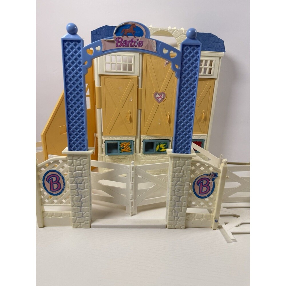 1998 Vintage Barbie Riding Stable #18428 Horse Corral Fence Play Set Mattel